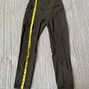 Lululemon Black Running Capris Size 4